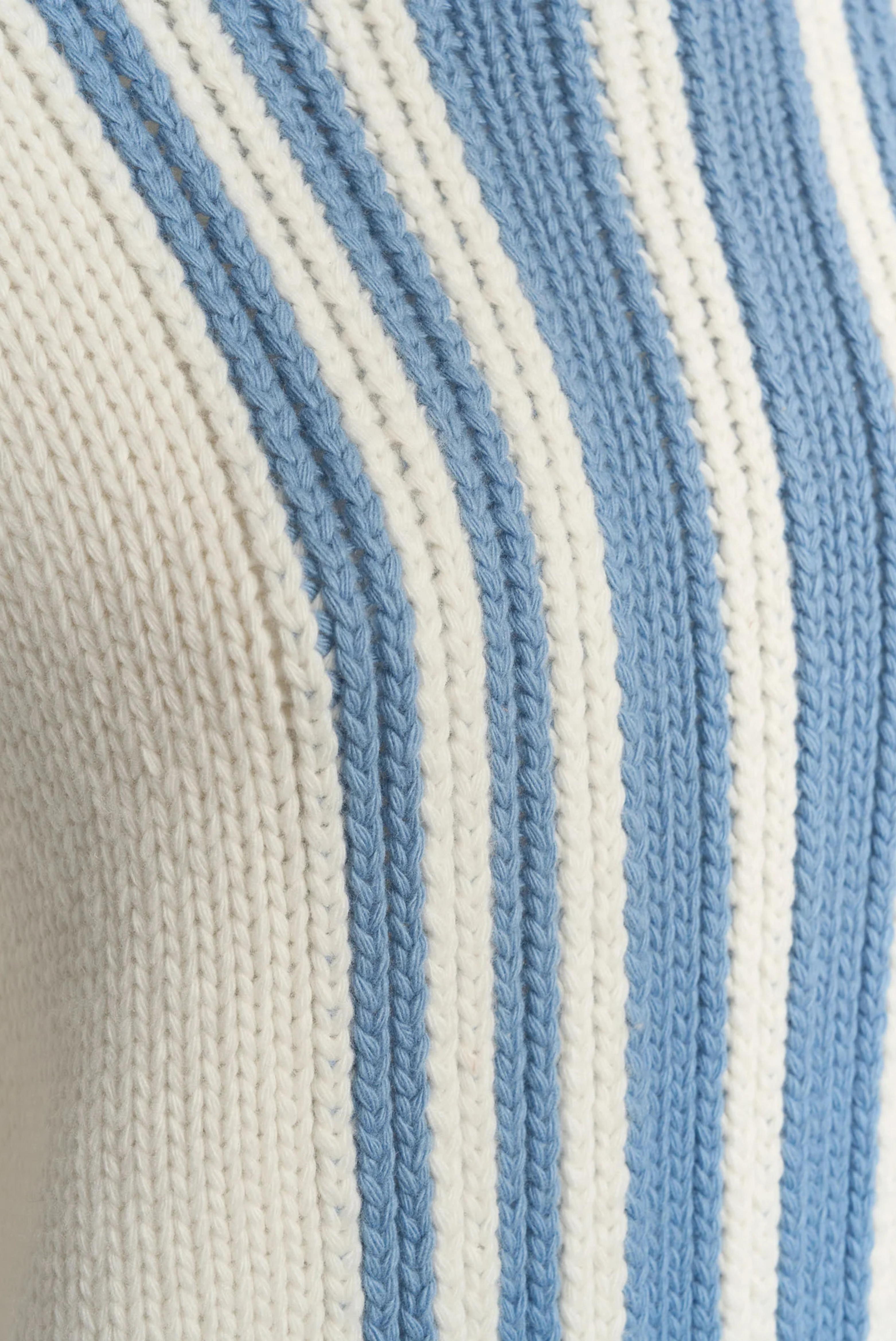 Turtle Neck Sweater With Inlay In Virgin Wool And Cashmere