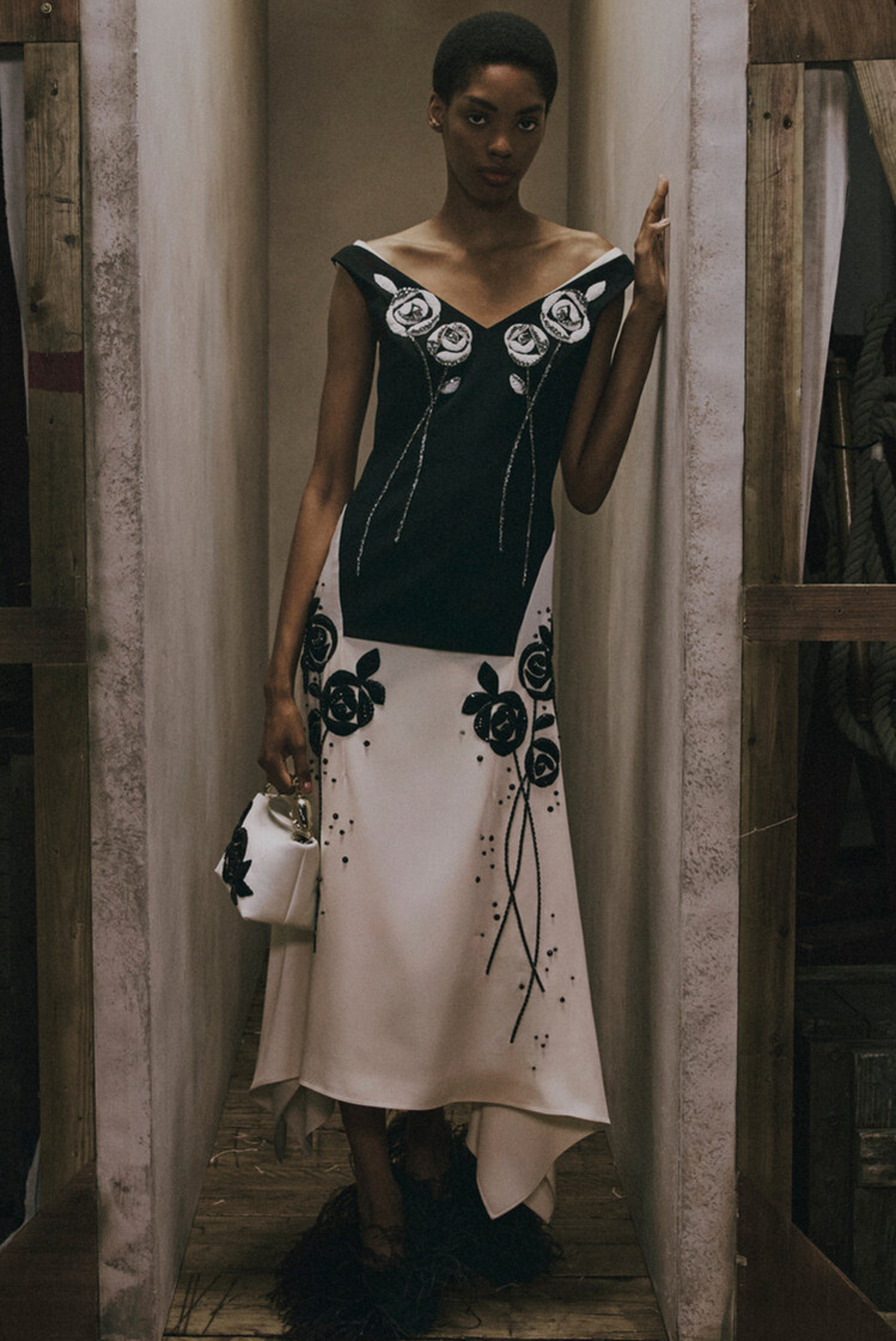 Embroidered Grain de Poudre Sleeveless Midi Dress