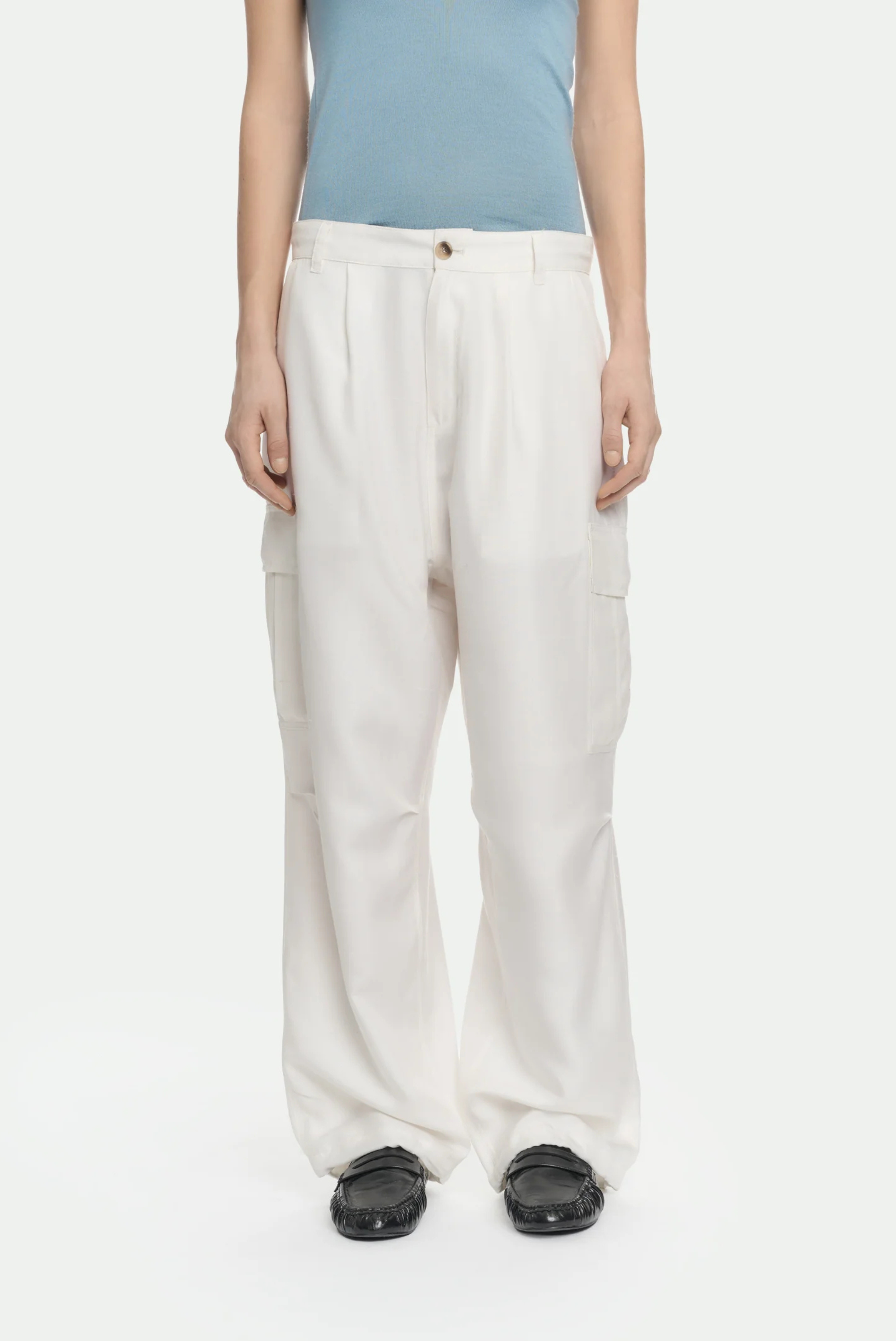 Malo Cargo Pants in Silk Salt 
