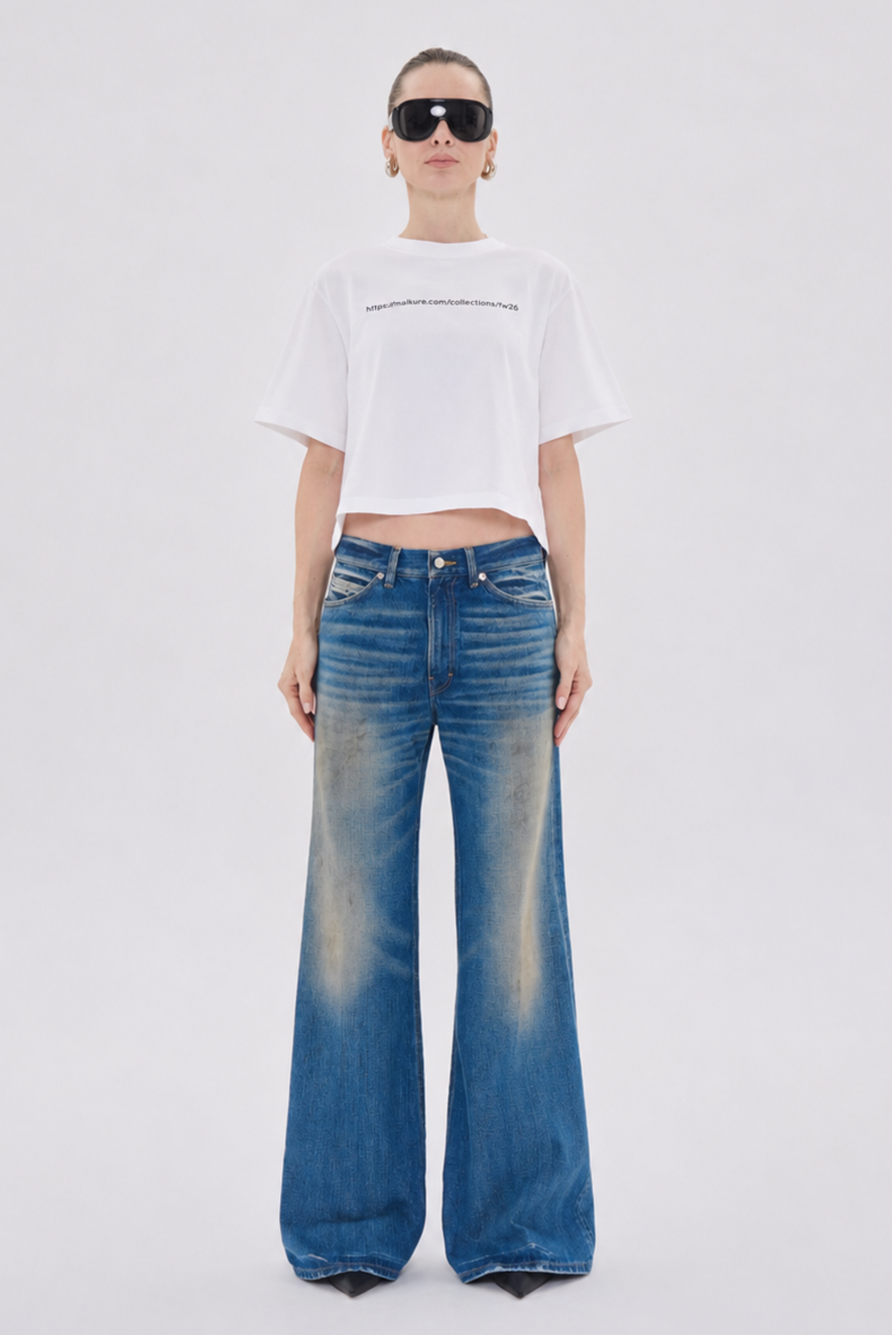 Clara Rigid Flared Jeans